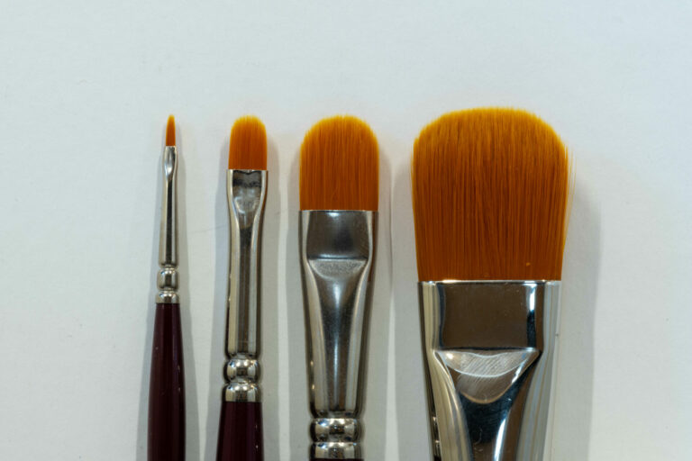 Brosse Synthétique Usée Bombée Réf. 21